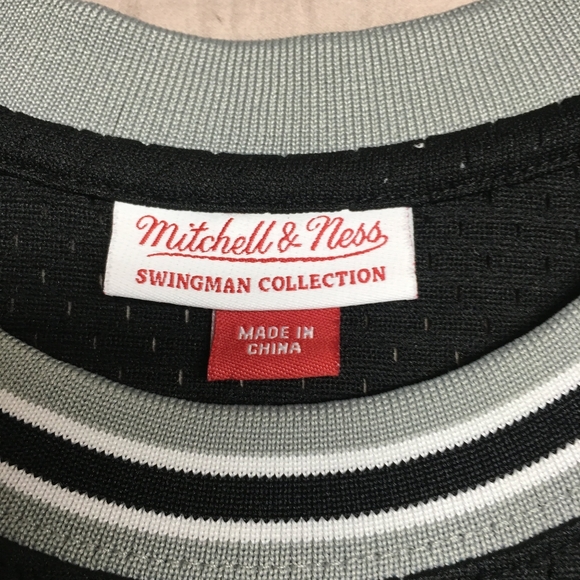 NBA Spurs Jersey - Picture 4 of 5